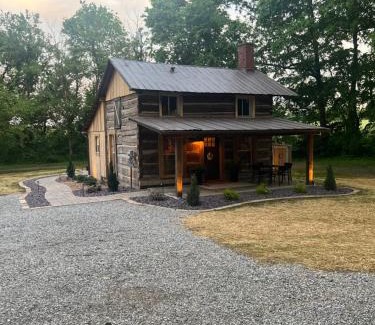 Wadesville House | DA Cabin