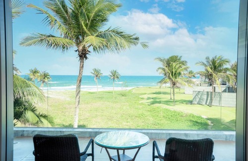 Ngu Hanh Son Villa | Da Nang Stunning Beachfront Villa For Big Groups