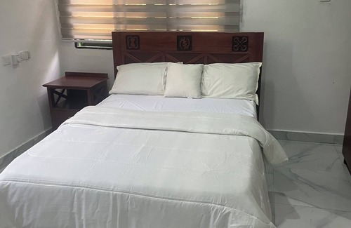 Aburi Hotel | Da Palm inn