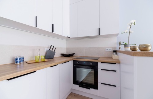 Pradnik Czerwony Apartment | Dabska 22B | Luxury Apartment | Parking