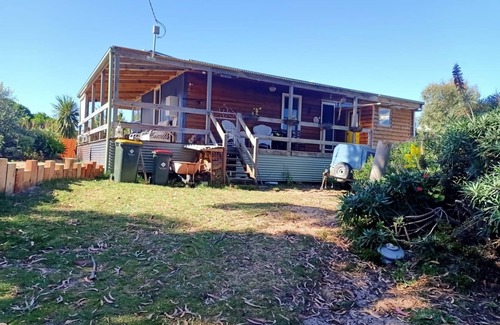 Venus Bay House | Dacha Kincora - small cottage, short walk to beach