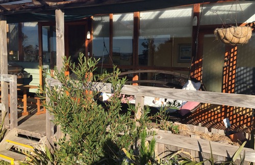 Venus Bay House | Dacha Kincora - small cottage, short walk to beach