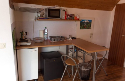 Furstenfeldbruck District Apartment | Dachgeschoss Apart. Ca.35 qm mit Terrasse im Einfamilienhaus
