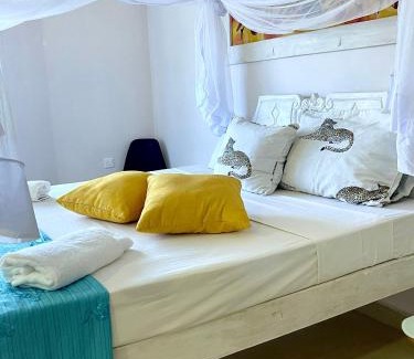 Malindi Marine National Park Bed & Breakfast | DADA Luxury Suites Oceanfront