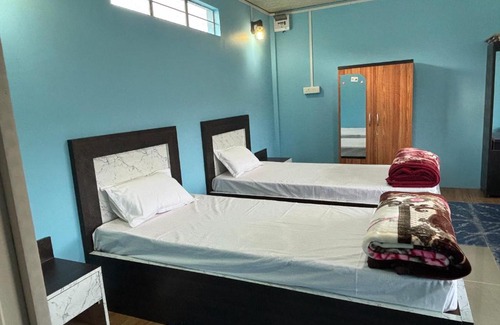 Cherrapunji Hotel | DADA TOURIST COTTAGE