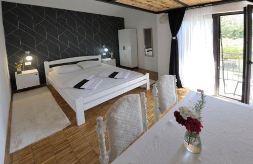 Virpazar Apartment | Dado