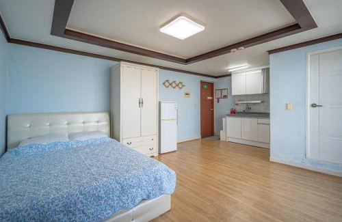 Ansan House | Daebudo Ara Pension