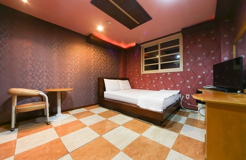 Sincheondong Hotel | Daegu Dongdaegu Station Royal Hotel