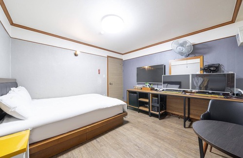 Daedeok-gu Hotel | Daejeon Shintanjin Valentine