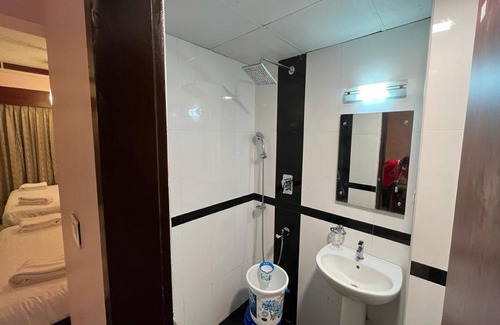 Velankanni Hotel | Daffodil Inn