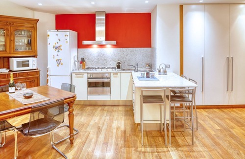 Levanto Apartment | Dai Fiorentini - for 8 people, 2 bedrooms + 1 adjoining, 500 m from beach, in centre