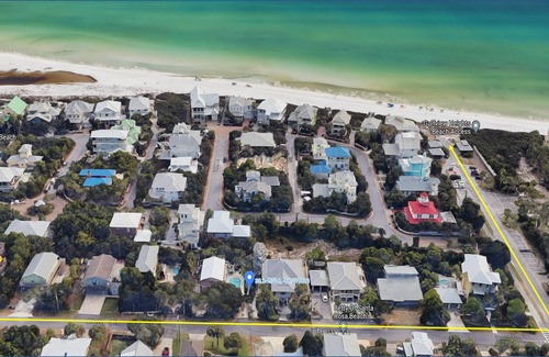 Gulfview Heights Cottage | Daily Activities Included🚤🎣👙| Inviting Family Getaway Cottage🌊🩱☀️