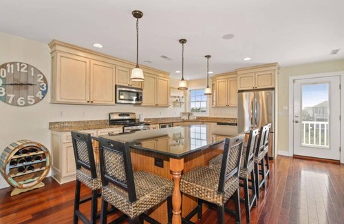 Cedar Neck House | DAILY ACTIVITIES INCLUDED*! WELL EQUIPPED HOUSE, BOOK TODAY!