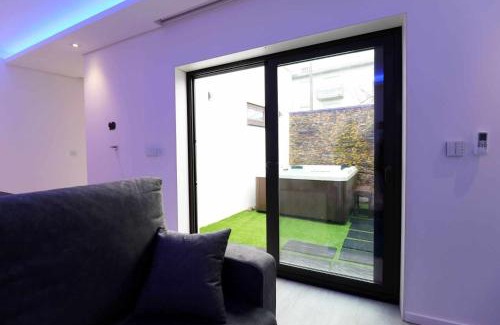 Ovar Villa | Dainty House