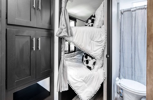 Cottonwood House | Dairy-Airbnb
