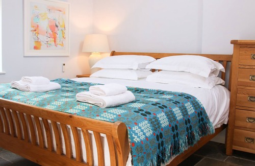 Stanton Upon Hine Heath Cottage | DAIRY COTTAGE, pet friendly, character holiday cottage in Shawbury