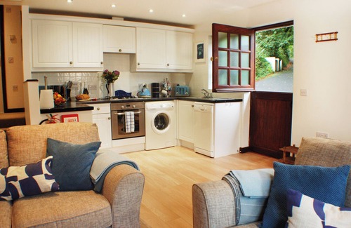 Berrynarbor House | Daisy Cottage Berrynarbor near Broadsands beach