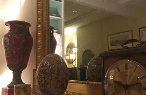 Arundel Apartment | Daisy Cottage