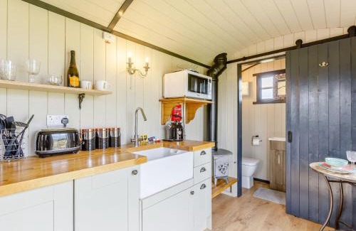 Shipton under Wychwood House | Daisy's Rest