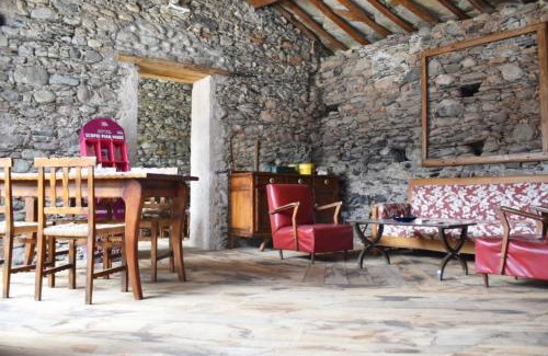 Paesana Apartment | Dal Ciavatin