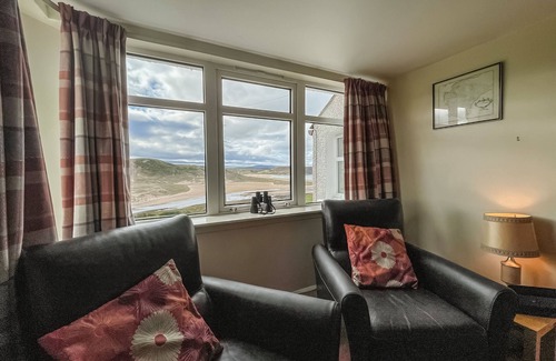 Thurso Cottage | Dalcharn is in a perfect location for exploring, set amongst beautiful views.