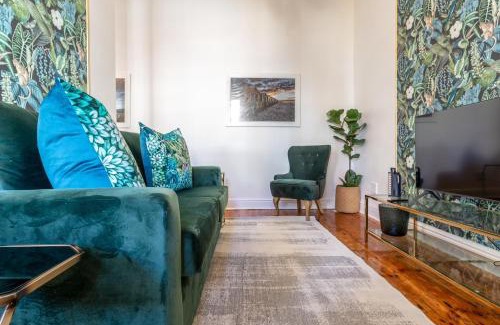 Kalk Bay Apartment | Dalebrook Place Kalk Bay near Tidal Pool