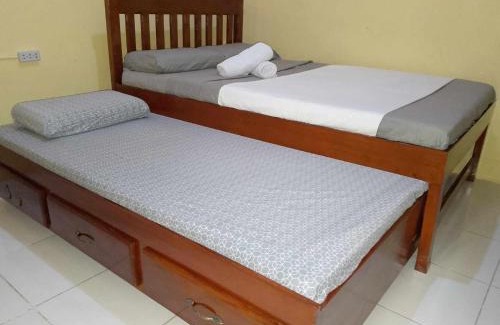 Pamplona House | DaLei Suites in Pamplona
