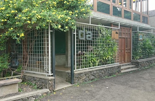 Setiabudi House | Dalem Arum (for women only)