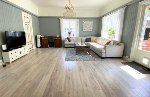 Tokke Villa | DALEN - Full house with two bedrooms, patio, garden and central location