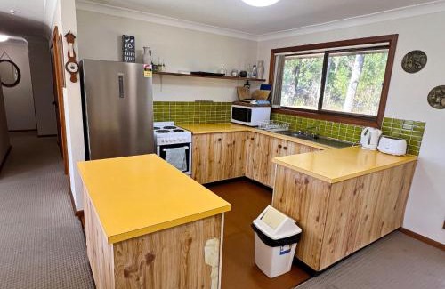 Arakoon House | Dalesview Retreat - Bring your own linen