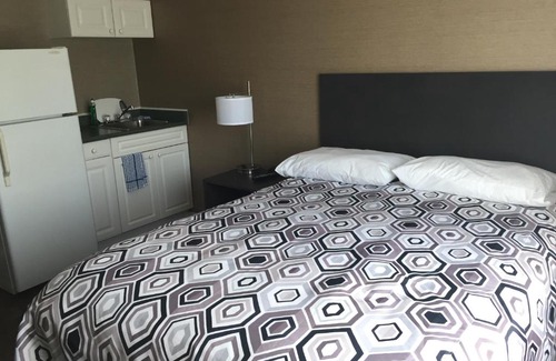 Port McNeill Hotel | Dalewood Inn