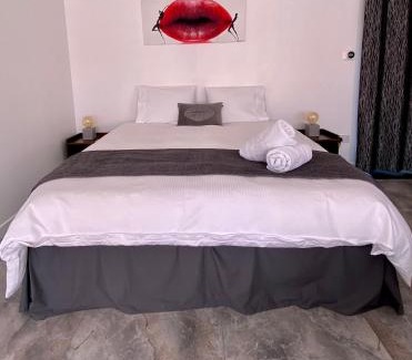 St. Davids Apartment | Dalgety Bay Luxury Studio Apartment