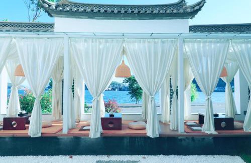 Dali Town Hotel | Dali Fish Inn Sea View Hotel