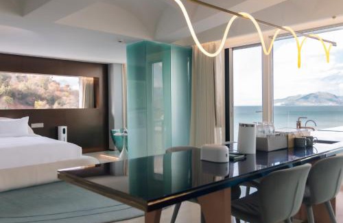 Xiaguan House | Dali's Breathing Green Sea Half Mountain Hotel