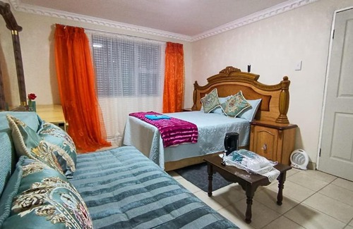 Gonubie House | Dali's House