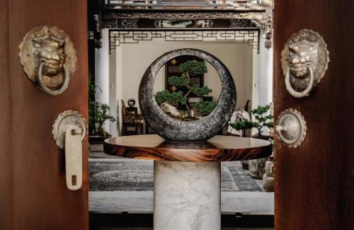 Dali Ancient Town Hotel | Dali Wenshuo Ancient City Center Private Courtyard Hotel
