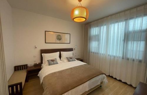 Dali Ancient Town Hotel | Dali Yanyuan Mountain Retreat