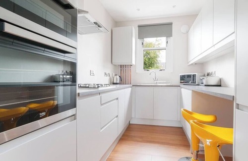 Dalkeith Apartment | Dalkeith 3 Bedroom Apartment