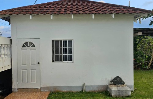 Porus Cottage | Dalkeith Cottages-Water Lily
