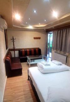 Yerevan Hotel | DALLAR Guest House