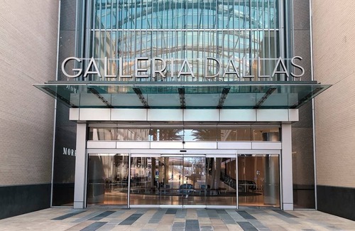 Far North Dallas Apartment | Dallas Hot Spot!