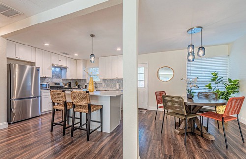 Dallas House | Dallas's Urban Oasis ~A Secluded Haven in Dallas~