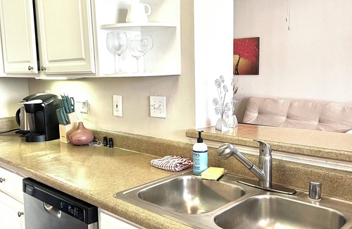 Cityplace Apartment | Dallas Uptown Chic 1BR w/Workspace + Deck overlooking Katy Trail