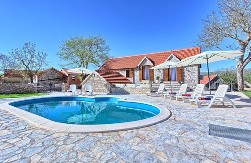 Central Dalmatia Villa | Dalmatia Stone House - heated swimming pool