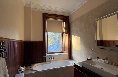 Carrbridge Hotel | Dalrachney Lodge Hotel