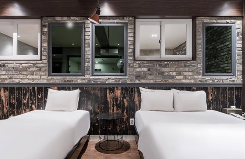 Okpo-myeon Hotel | Dalseong Hotel Leeum in Daegu