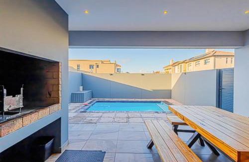 Calypso Beach House | Dalton's Langebaan