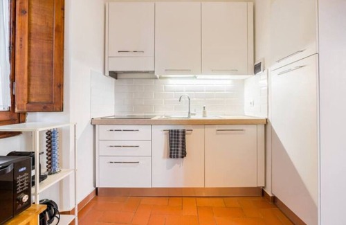 Rovezzano House | DaLu my homey apartment private car park 15 min city center