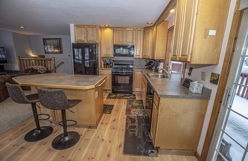 Comstock Acres House | Daly's Digs by Hauserman Rental Group