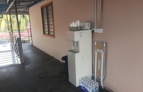 Sungai Tengi Kanan House | Dalya's Roomstay